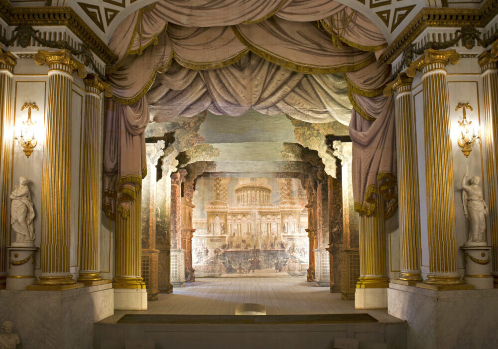 Gripsholms slott teatern copy Kungl, Hovstaterna Alexis Daflos